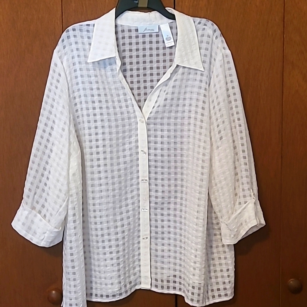 Jh Collectibles white button up blouse Sz 3X